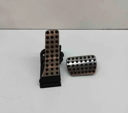 Mercedes-Benz C W206 Accelerator throttle pedal A2233000100 A1702900182