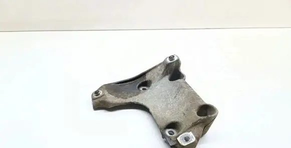 BMW 1 E82 E88 A/C compressor mount bracket 7505980 64557505980