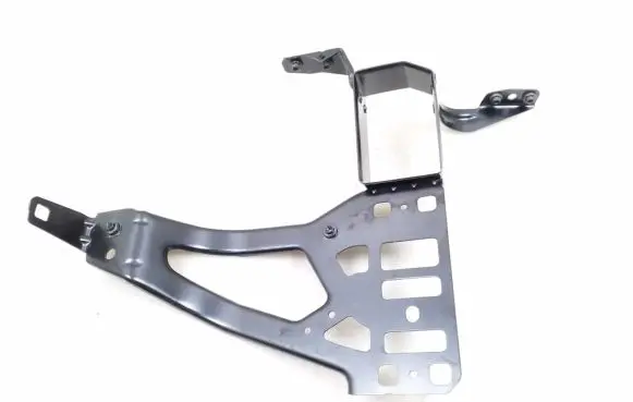 BMW 5 E60 E61 Headlight/headlamp mounting bracket 7163483
