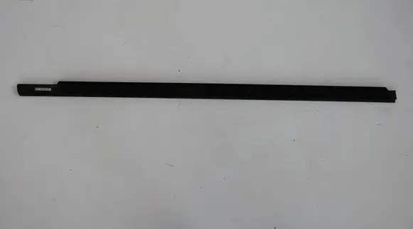 Volkswagen Golf VII Front door glass trim molding 