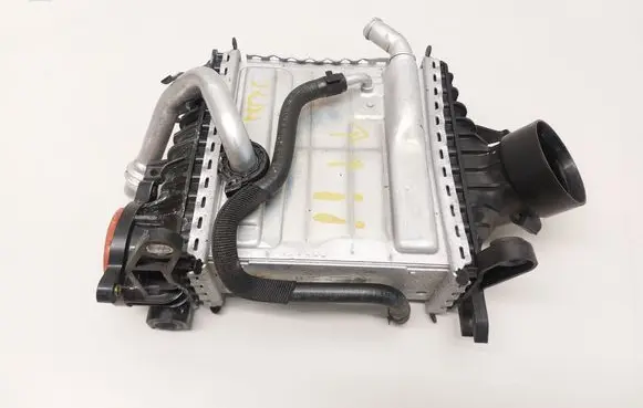 Mercedes-Benz C W206 Intercooler radiator A6540103711 A6540904601