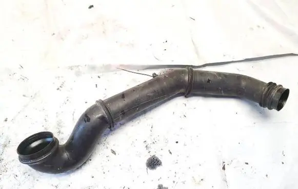 Volvo XC90 Intercooler hose/pipe 30645292