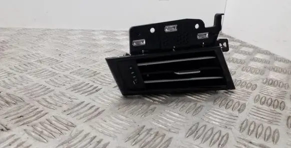 Volkswagen PASSAT B8 Dashboard side air vent grill/cover trim 3G2819702E