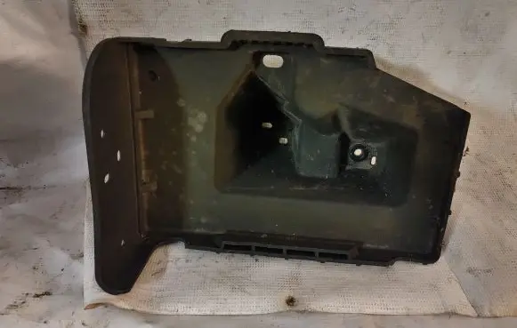 Hyundai Genesis Battery bracket 371502M000
