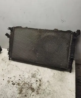 Ford Focus C-MAX Coolant radiator