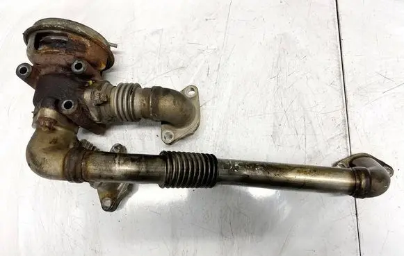 Honda CR-V EGR valve 60a70904
