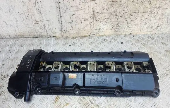 BMW 7 E38 Rocker cam cover 1703341 11121703341 1928402937