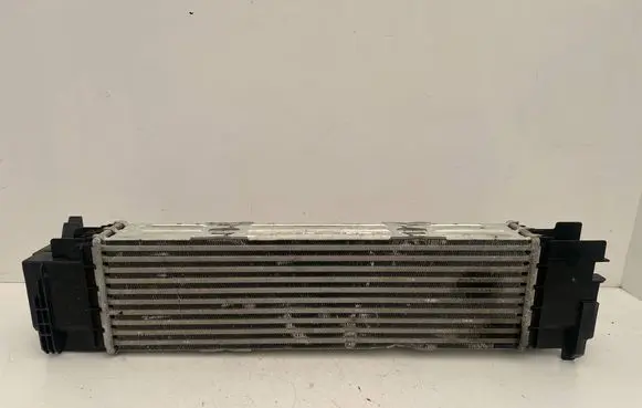 BMW 3 G20 G21 Intercooler radiator 8592701
