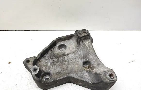 BMW X5 E70 A/C compressor mount bracket 7799863