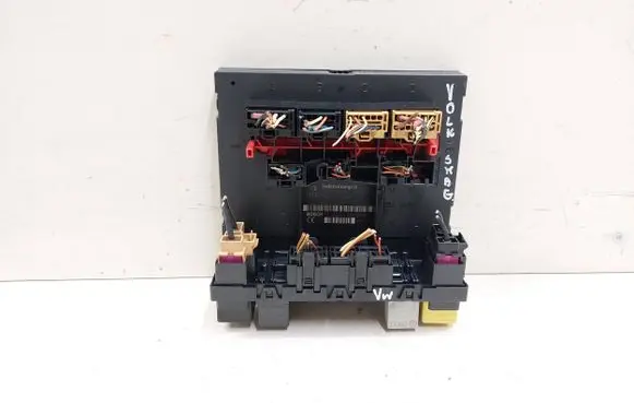 Volkswagen PASSAT B6 Comfort/convenience module 3C0937049AJ 08205855 F005V00661