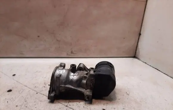 Volvo V50 EGR valve 25375741