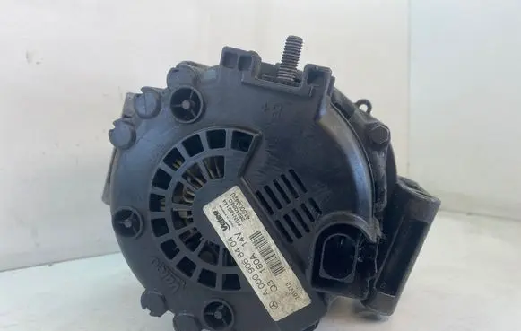 Mercedes-Benz E W212 Generator/alternator A0009068404 2624038C 416000420