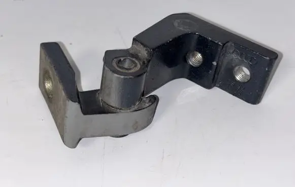 Audi A6 S6 C6 4F Rear door upper hinge ES92