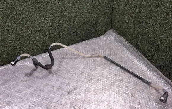 Renault Master III Fuel line pipe 164467816R