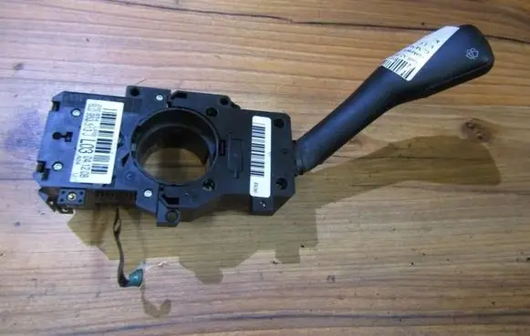 Audi A2 Wiper control stalk 4b0953503e