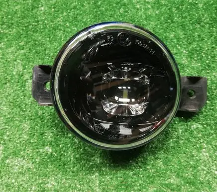 Nissan Juke I F15 Front fog light 261558992D