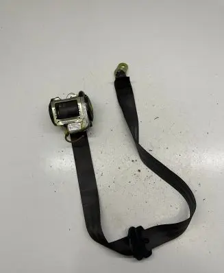Audi A4 S4 B5 8D Front seatbelt 8D0857706D