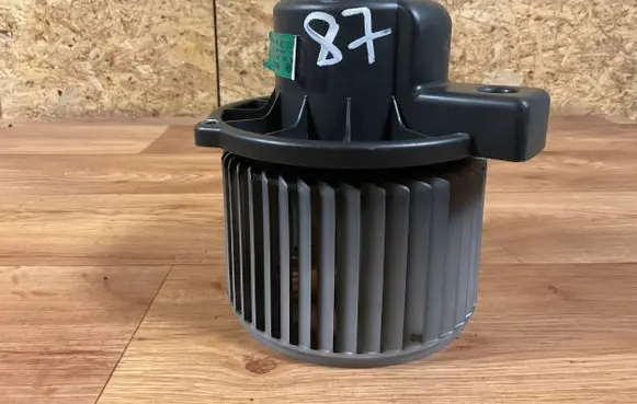 Smart ForTwo I Heater fan/blower 0130101113 110504 MF0160700384