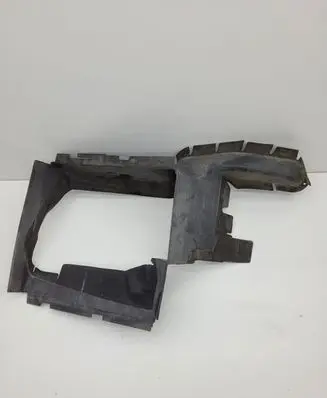 Audi Q7 4L Intercooler air channel guide 4L0117336B