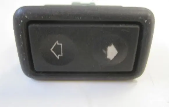 BMW 2 Active Tourer U06 Central console control unit 8365300