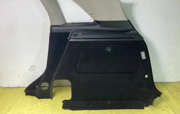 Mercedes-Benz B W245 (C) pillar trim A1696900853 A1696900825 A1696902626