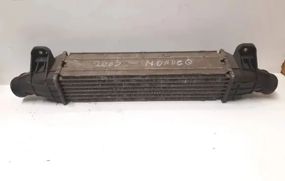 Ford Mondeo Mk III Intercooler radiator 1S709L440AF 868963A