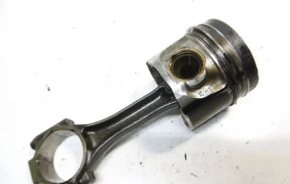 Skoda Fabia Mk1 (6Y) Piston 