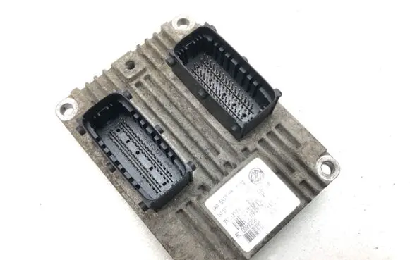 Fiat Grande Punto Engine control unit/module ECU 51847326