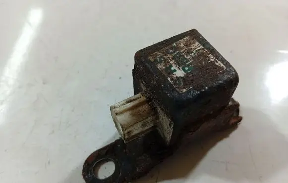 Toyota Avensis Verso Airbag deployment crash/impact sensor 8917344041 89173-44041