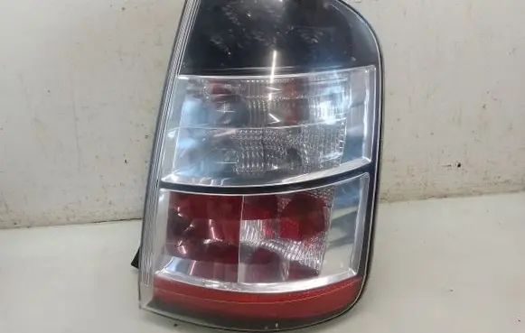 Toyota Prius (NHW20) Rear/tail lights