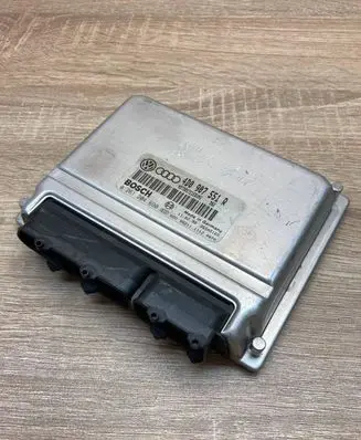 Audi A6 S6 C5 4B Engine control unit/module ECU 4D0907551R 0261204690