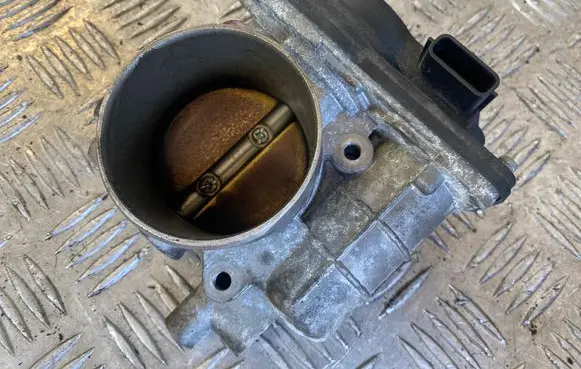 Subaru Legacy Throttle valve SERA52601 G17281