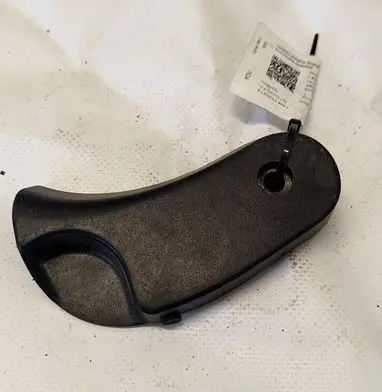 BMW 5 E39 Engine bonnet (hood) release handle 8223163