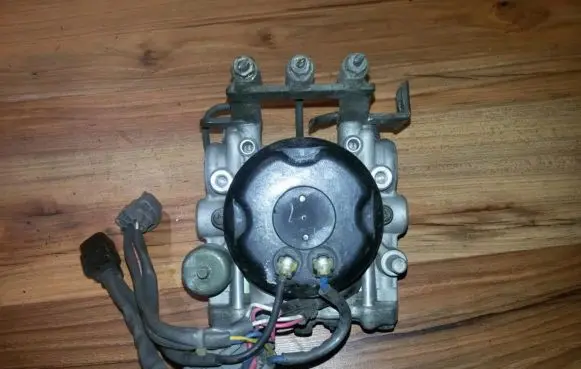 Lexus SC 300 - 400 ABS Pump 4451024051