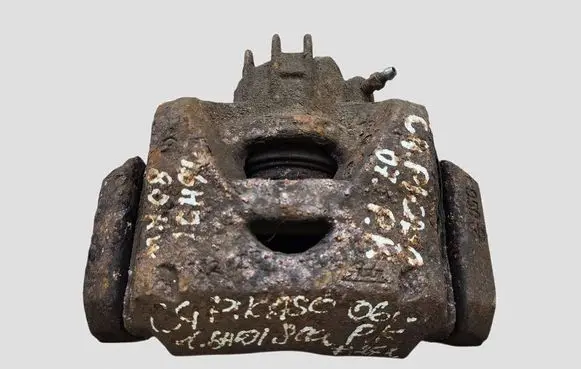 Citroen C4 Grand Picasso Front brake caliper