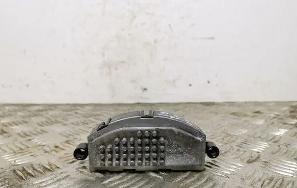 Jeep Cherokee Heater blower motor/fan resistor F011500111