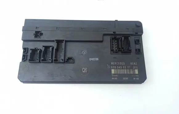 Mercedes-Benz Vito Viano W639 SAM control unit 6395450301 A6395450301