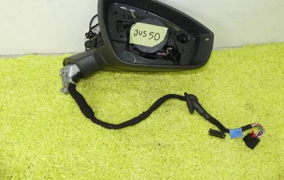 Volkswagen Tiguan Front door electric wing mirror 571867502BH