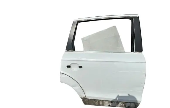 Audi Q7 4L Rear door 