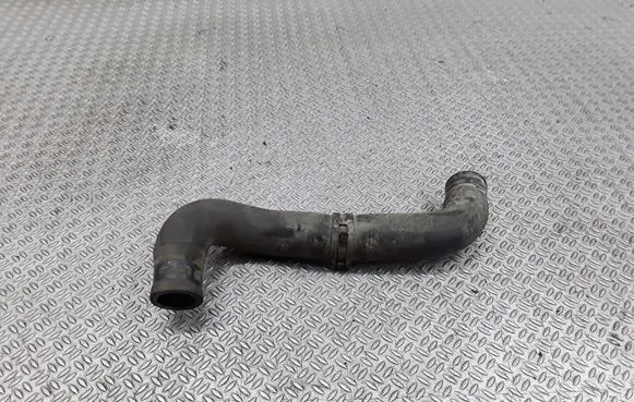 Volkswagen Touran I Engine coolant pipe/hose