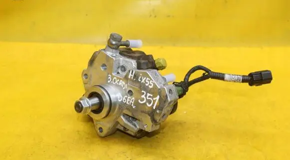 Hyundai ix 55 Fuel injection high pressure pump 0445010149