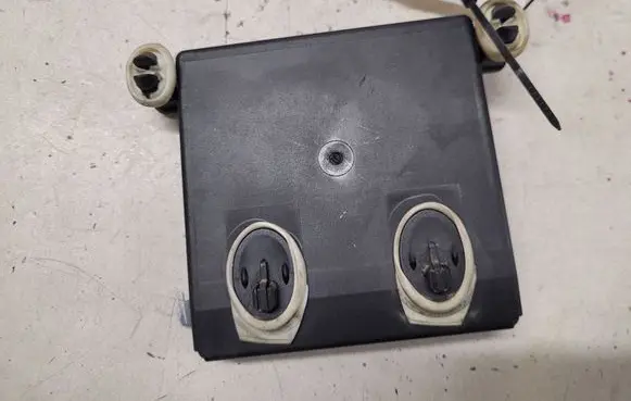 Mercedes-Benz E W211 Door control unit/module 2118704126