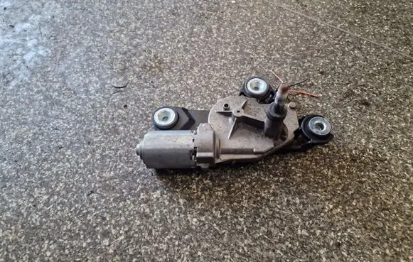 Mazda 3 I Rear window wiper motor