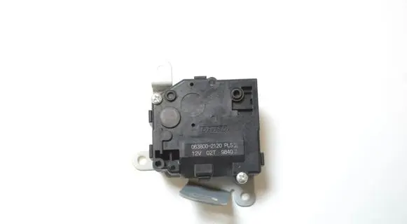 Lexus RX 450H Air flap motor/actuator 0638002120