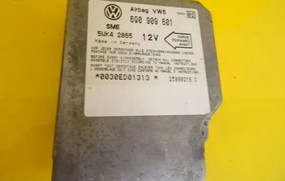 Volkswagen Golf IV Airbag control unit/module 6Q0909601