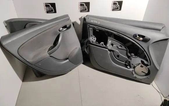 Seat Altea Door card panel trim set 5P0867011