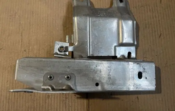 BMW 3 F30 F35 F31 Radiator support slam panel bracket 10031013 51118054313