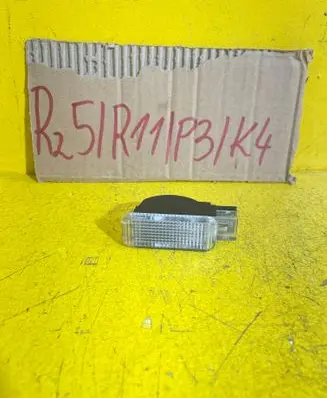 Audi A4 S4 B6 8E 8H Front door interior light 