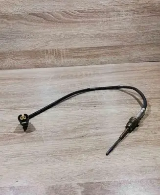 BMW X5 F15 Oil temperature sensor 8573347 2657009030