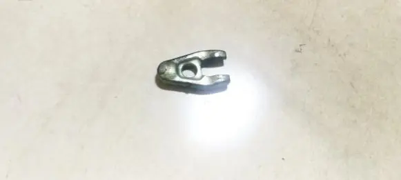 Mitsubishi Space Star Fuel Injector clamp holder